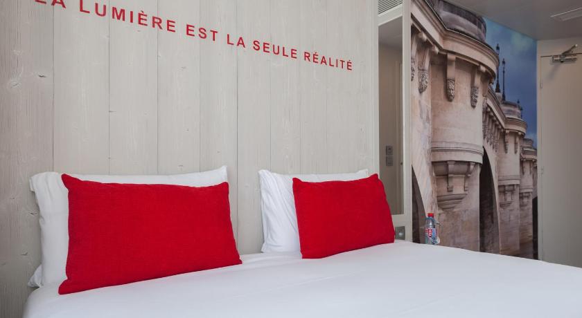 Image of Standard Double Room 4