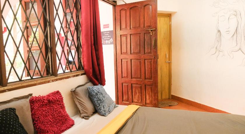 Mitra Hostel Vagator photo