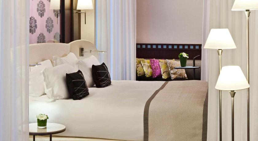 Image of Opera Suite 4