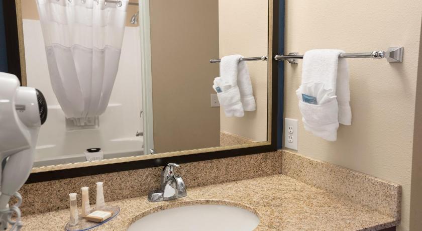 Baymont by Wyndham Odessa photo