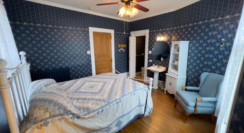 Market St Manor Bed and Breakfast