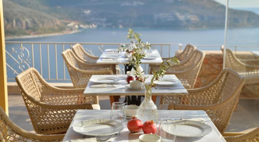 Akrolithi Boutique Hotel & Suites - image 3