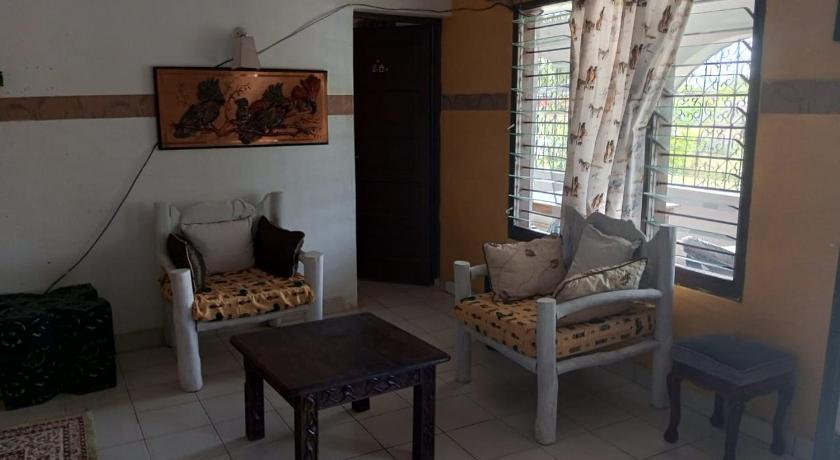 Fred Hunter Villa — Hotel in Tiwi