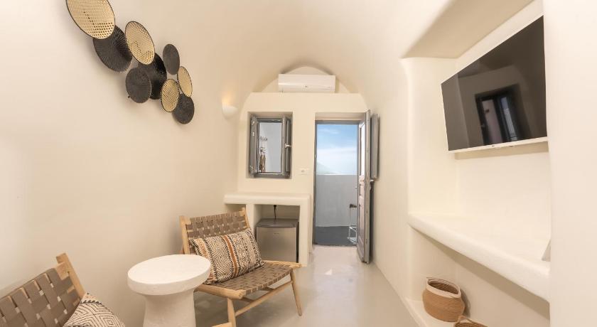 Cilon Suites Santorini photo