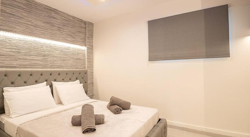 Image of One-Bedroom Apartment with Sea View 4