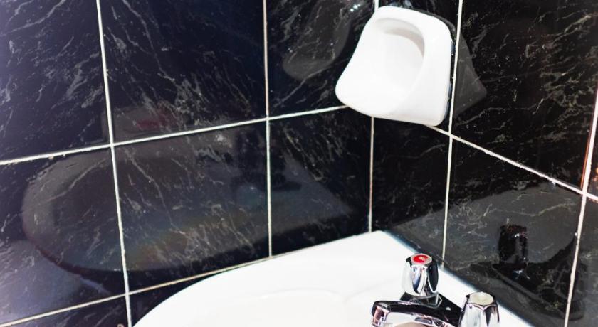 Gran Hotel Paris photo