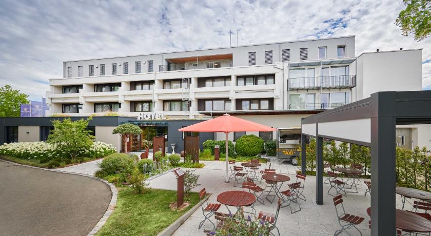 Hotel Schonbuch photo