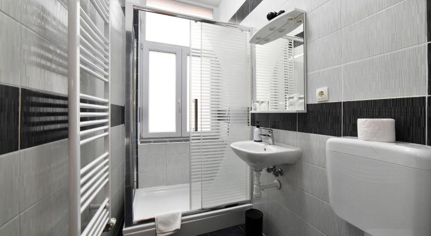 Virtus Apartments and Rooms with Free Private Parking photo