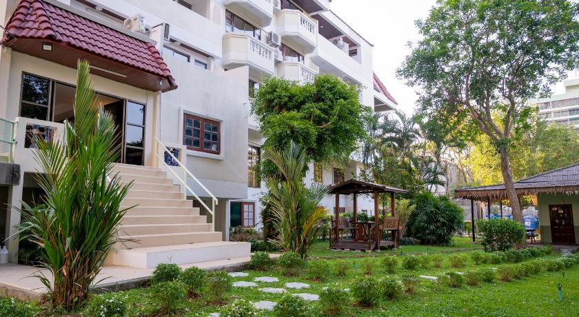 パタヤ Hillside Resort 3つ星 ホテル レストラン