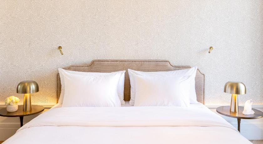 Image of Standard Room 9