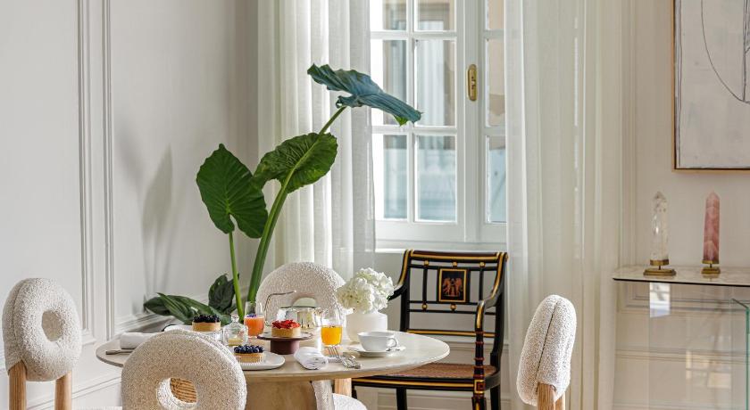 Image of Acropolis Supreme Apartment 16