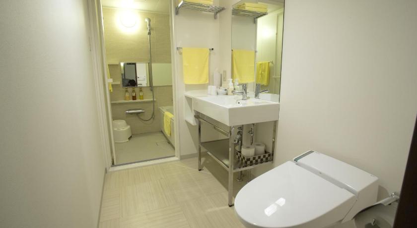 Smile Hotel Atsugi photo