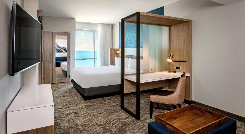 SpringHill Suites by Marriott Boston Logan Airport Revere Beach photo