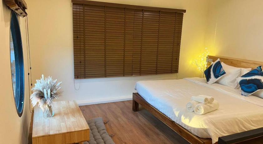 Image of Duplex Suite 1 9