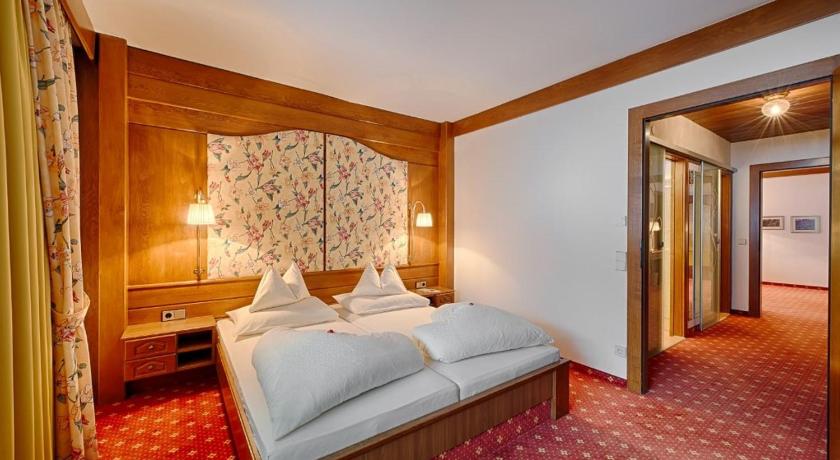 Image of Luxury Apartment 8