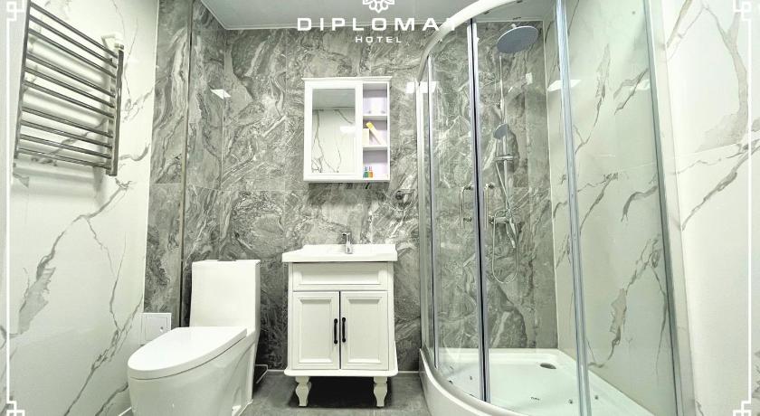 Diplomat Hotel photo