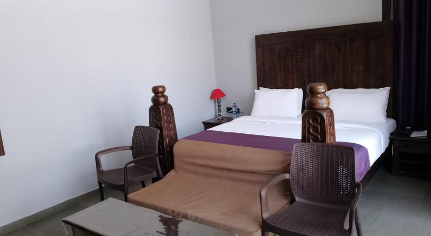 Image of Classic Suite 0
