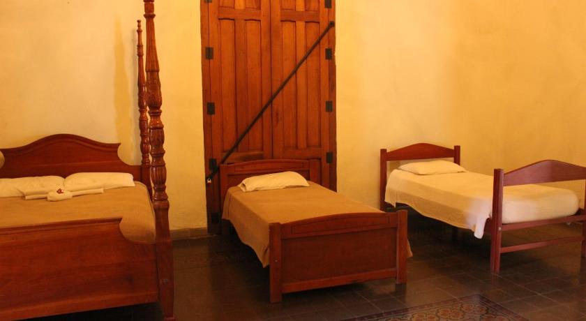 Backpackers Inn photo
