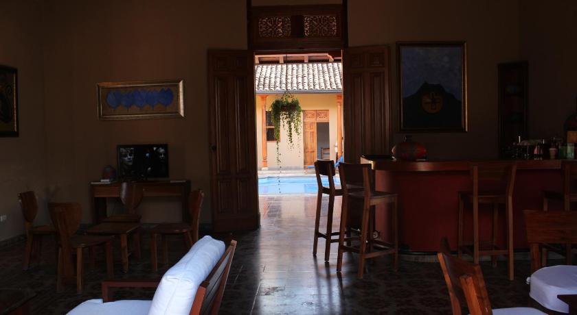 Backpackers Inn photo