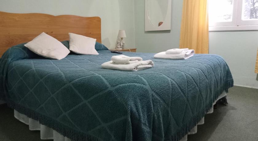 Image of Deluxe Queen Room 1