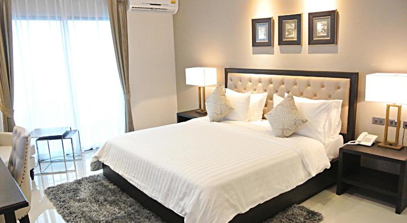 Image of Deluxe Double Bed 1