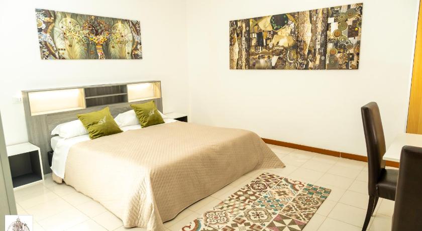 Image of Deluxe Room 4