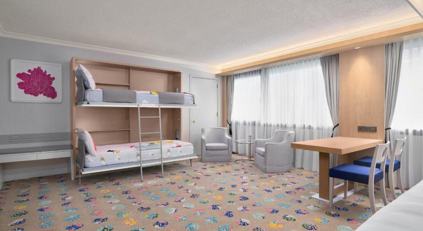 Image of Family Room 5