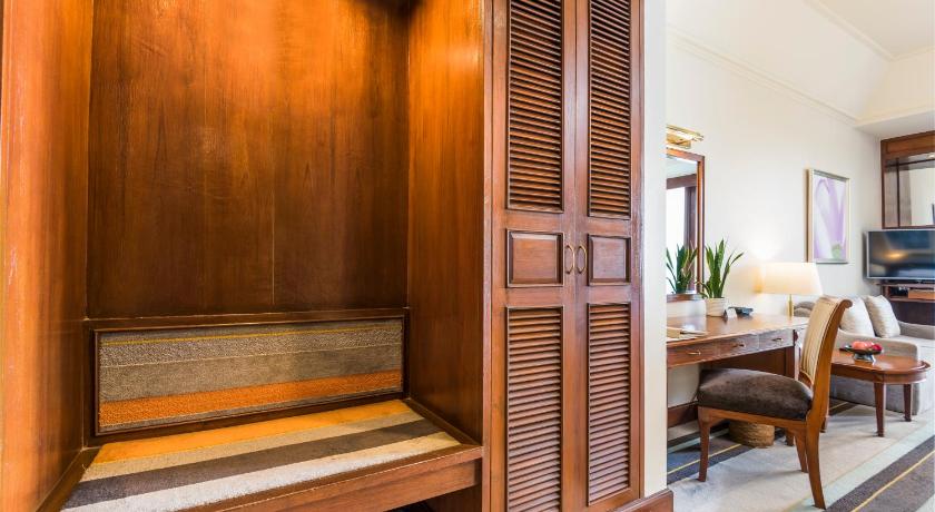 Image of Deluxe City View Twin Bed Room 9