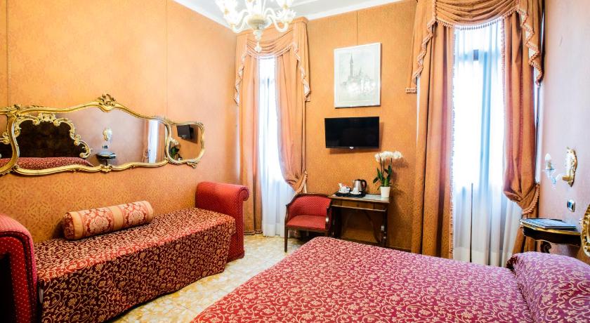 Image of Triple Classic Room 0