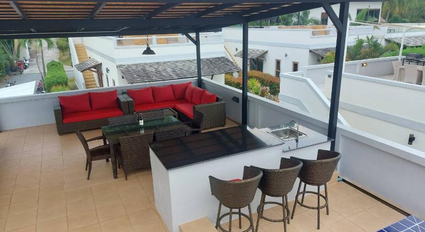 Image of Villa - Beach Front 12