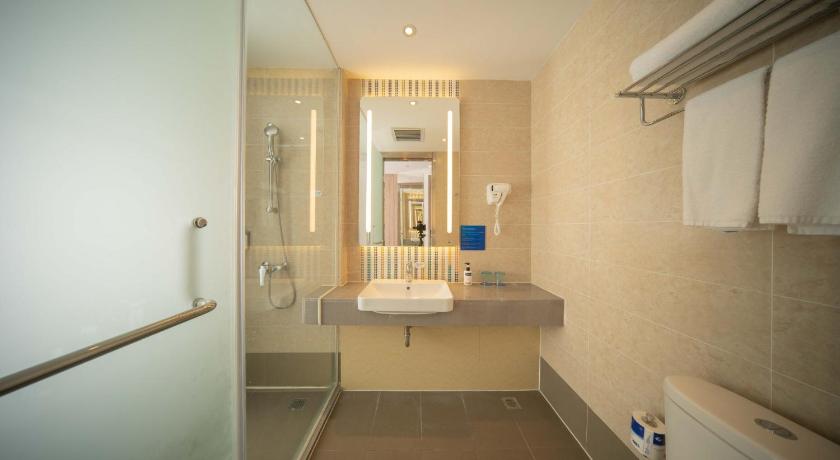 Holiday Inn Express Shanghai Pujiang photo
