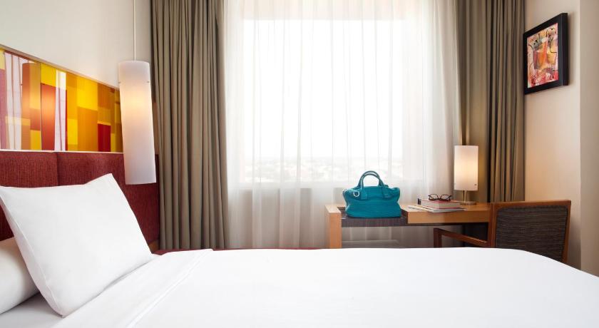 Foto Kamar Standard Queen (Standard Queen Room) 5