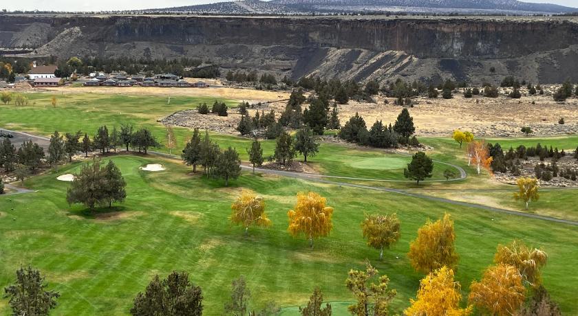 Smith Rock Resort photo