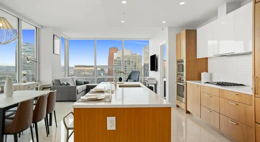 Image of Two Bedroom Sky Suite 1