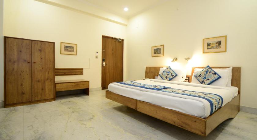 Hotel Yulia- Le Amour Inn photo