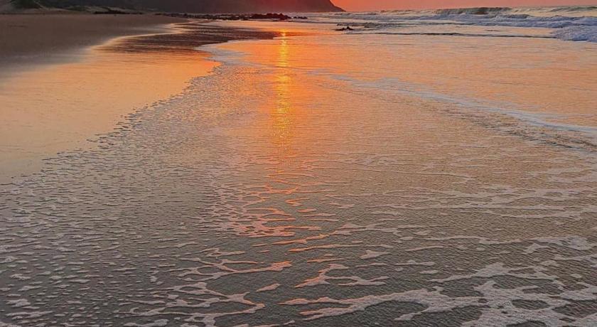 Linga Futhi Beach Cottages photo