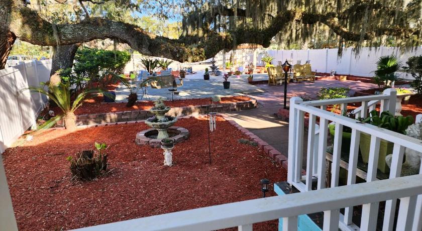 Tybee Island Inn Bed & Breakfast photo