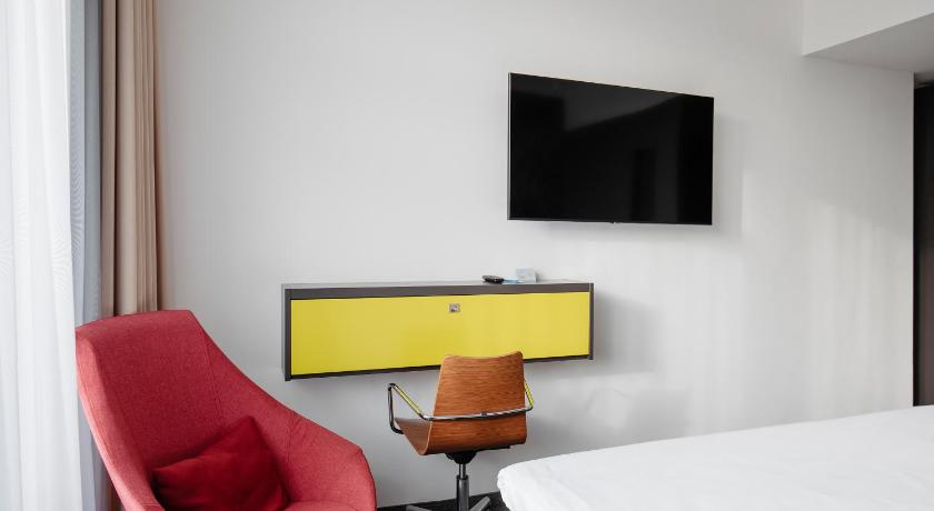 Immagine di Piccola Camera Accogliente (Cozy Small Room) 8