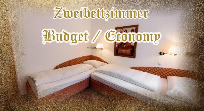 Budget Twin Room, Burg-Hotel Cochem in Cochem