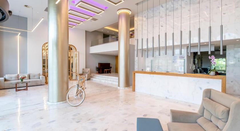 Hotel Lefkas photo
