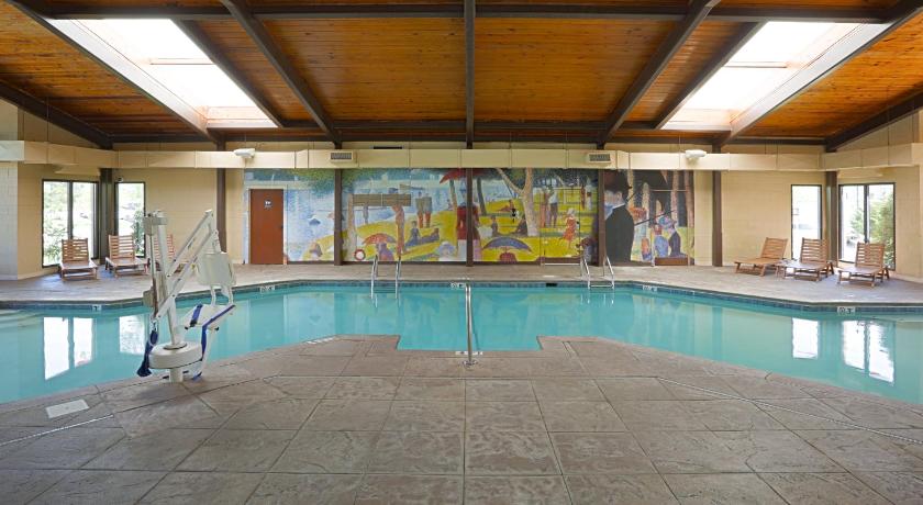 Swimming pool, Music Road Resort in Pigeon Forge (TN)