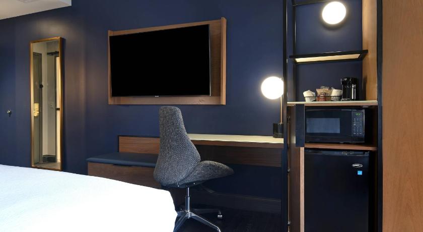 Courtyard by Marriott Cincinnati Downtown photo