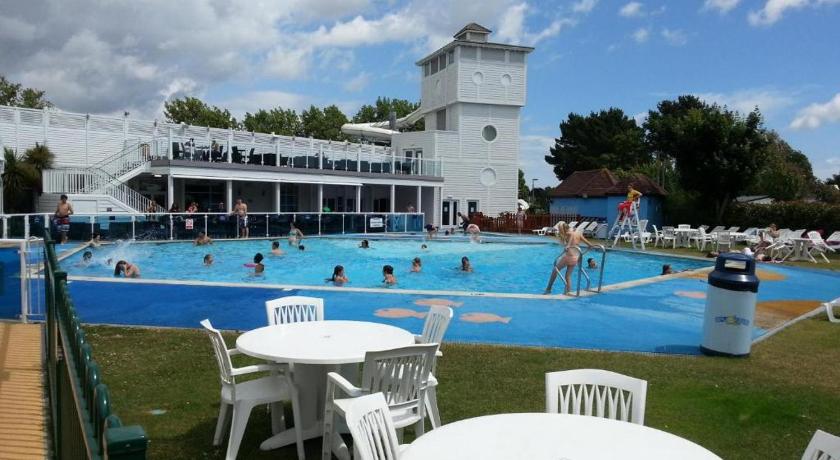 Haven Rockley Park, Lytchett Bay View, Private Holiday Home photo