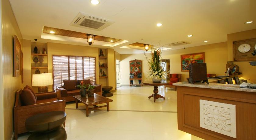 Crown Regency Prince Resort photo