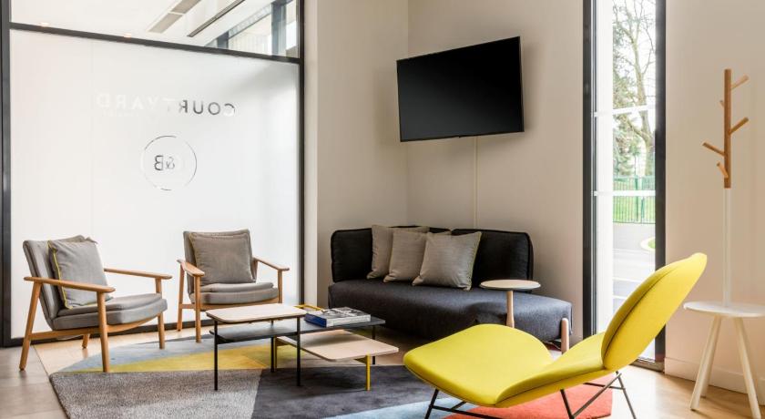 Courtyard Paris Creteil — Hotel in Creteil