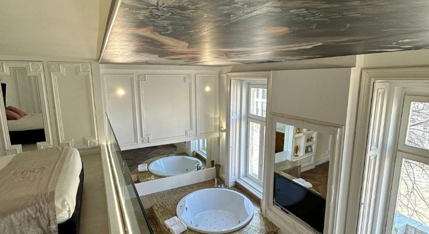 VIP JACUZZI Suite photo
