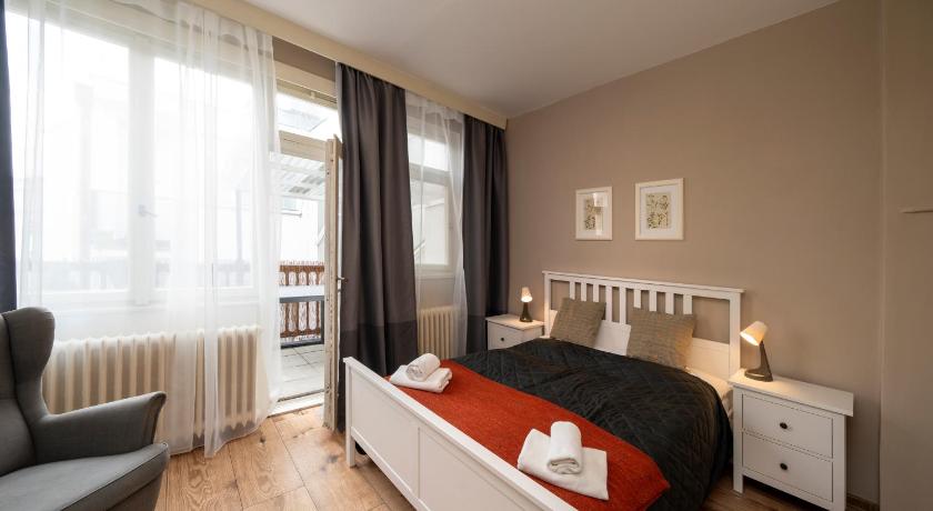Image of Four-Bedroom Apartment with Balcony 10