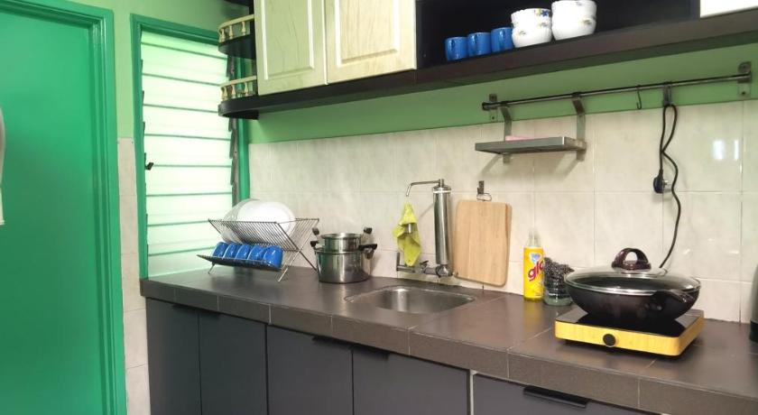 Comfy Sleep PSR 3BR Condo MRT & Diverse Eateries - image 4