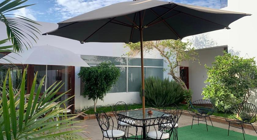 Renace Suites photo