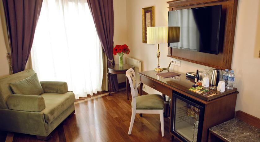 Image of Family Suite 9